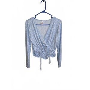 No Boundaries Light Blue Floral Long Sleeve Ruched Blouse, Size Large